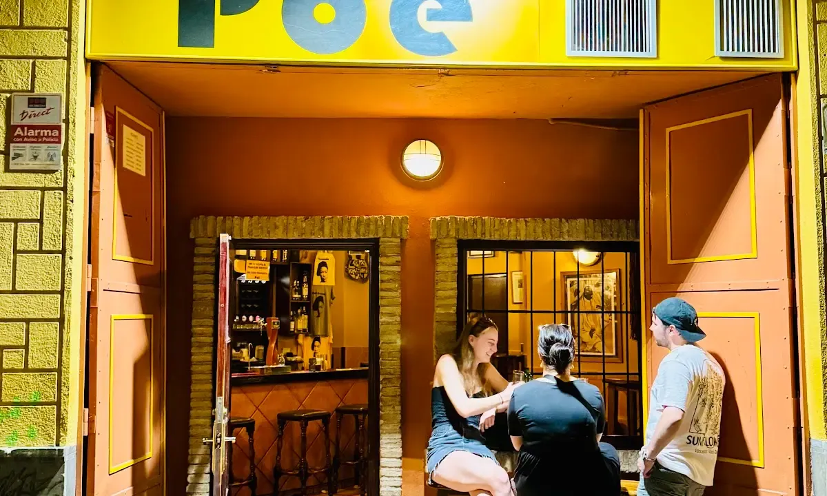 Bar Bar Poë