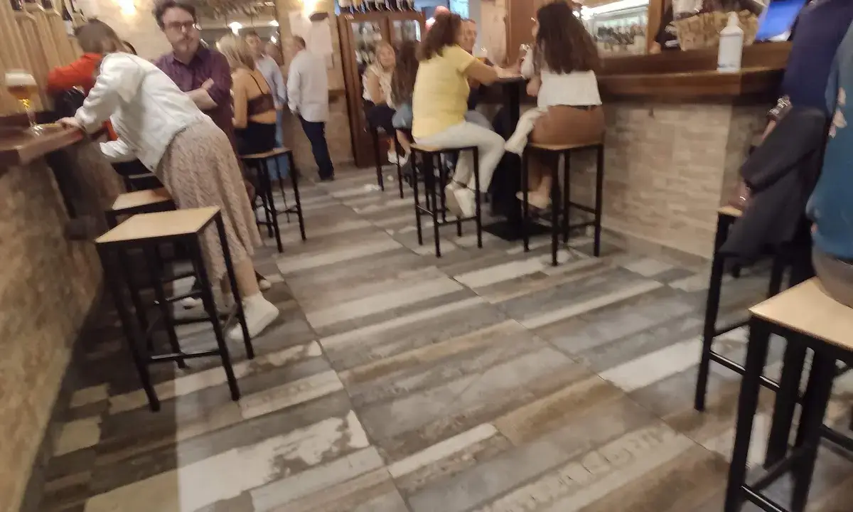 Interior of Taberna Malvasía in Granada's Realejo neighbourhood