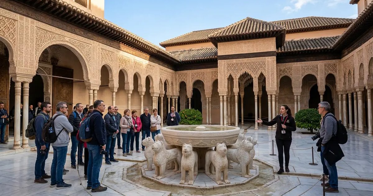 Alhambra & Nasrid Palaces Skip-the-Line Guided Tour