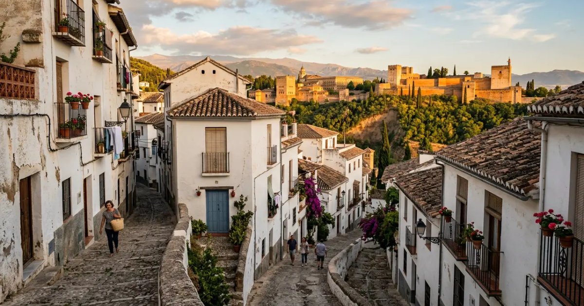 The Albaicín neighbourhood of Granada with the Alhambra in the background